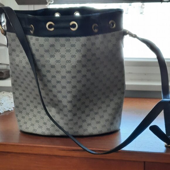 Gucci Interlocking G Bucket Bag Vintage - Picture 3 of 8